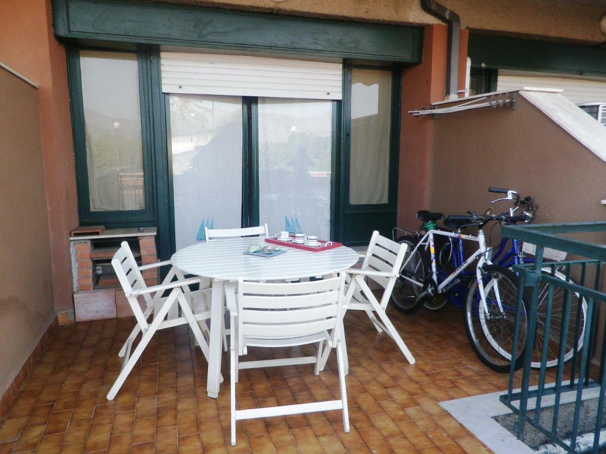 Pietre Nere Aparthotel Giardini-Naxos Kültér fotó
